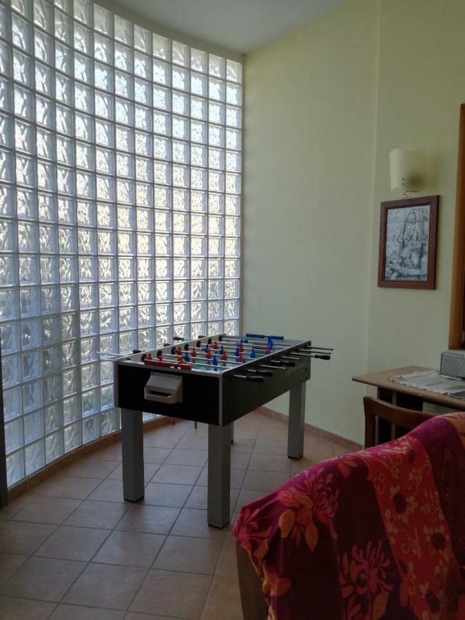taverna catena Brusciano Esterno foto